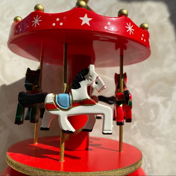 NWT Danish Wooden Musical 🎶 Carousel 🎅 - Picture 7 of 9